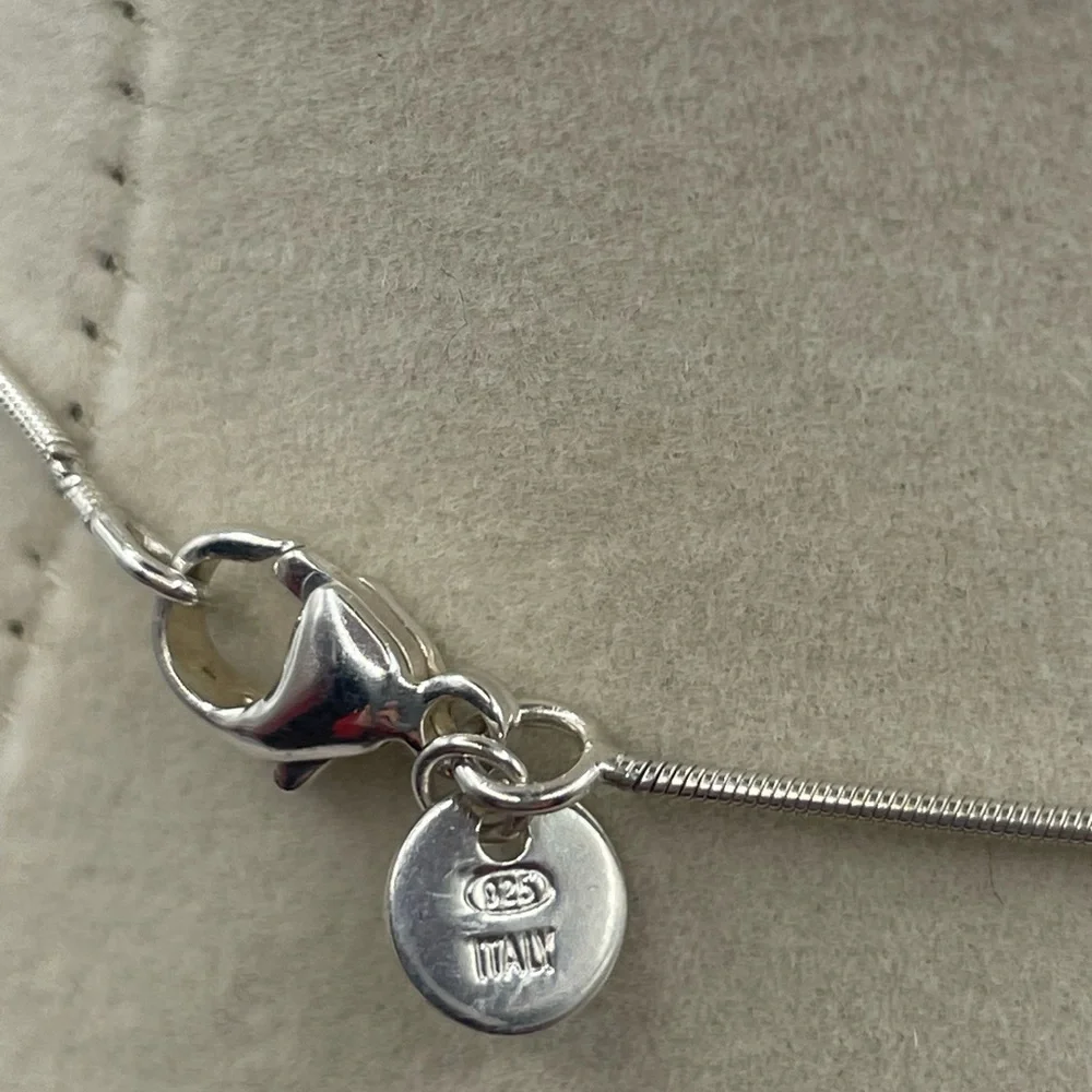๐#13 Tiffany & Co Sterling Silver Heart Necklace - Picture 6 of 9